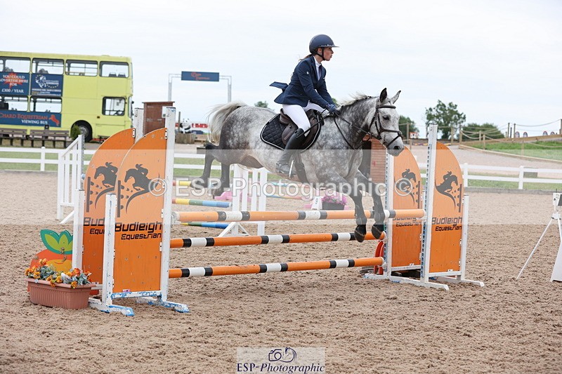 240630A-183008-16424 - Cls 28 Stepping Stones 128cm + 138cm