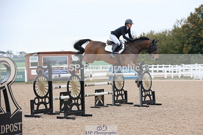241101A-124940-01834 - FRI Cls 6 Foxhunter and 1.20m Open