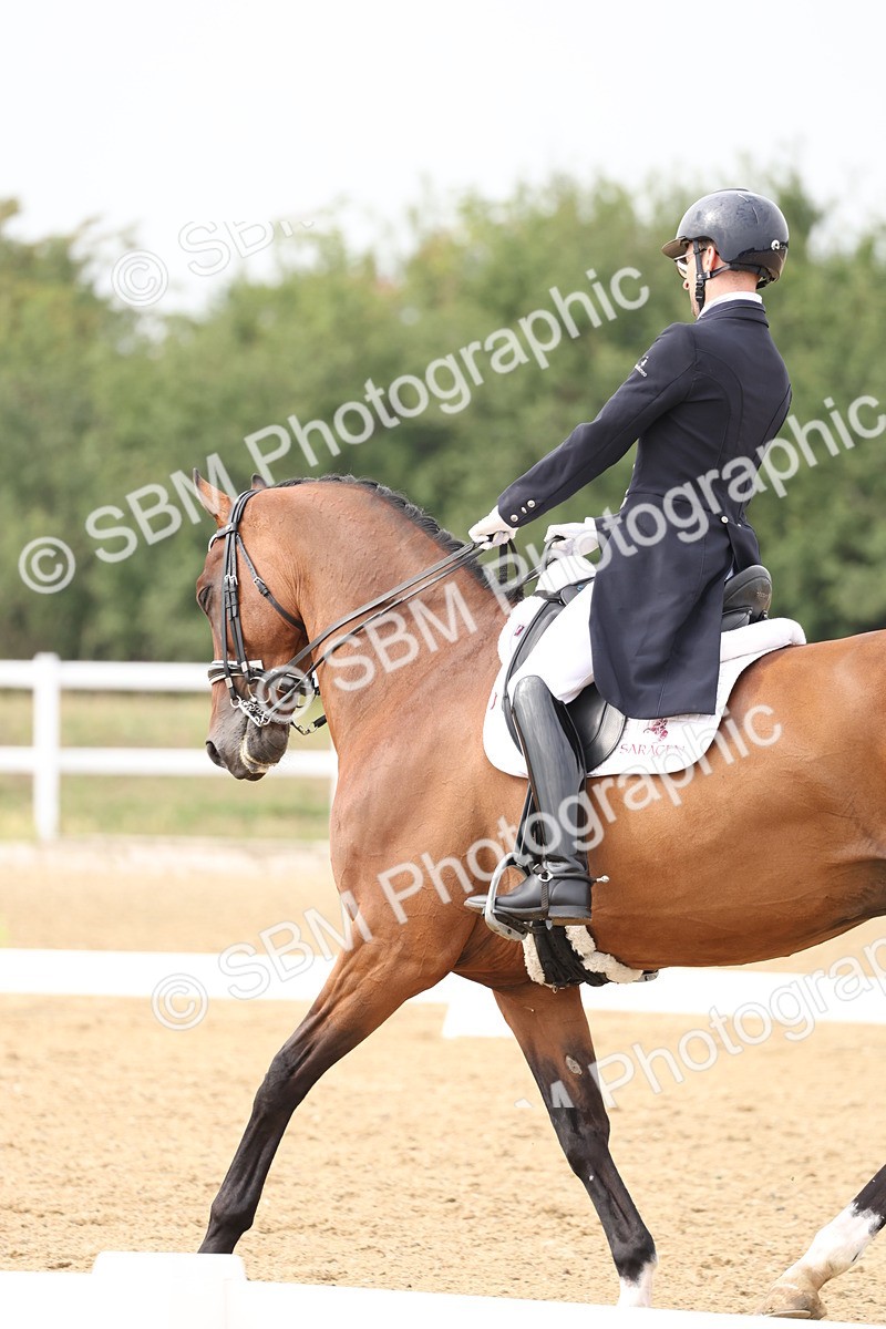 SBM_008264 - Class 10 - FEI INT I - 16.10-16.50