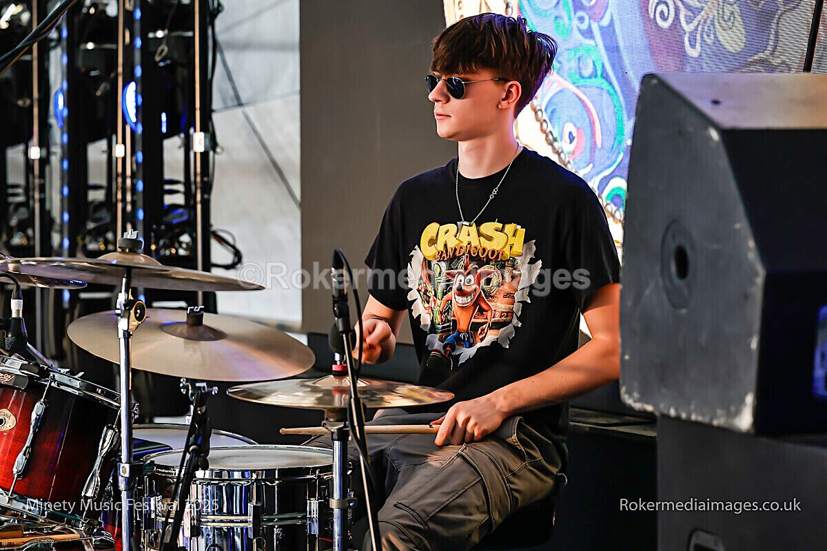 SATURDAY-236 - MINETY 2025