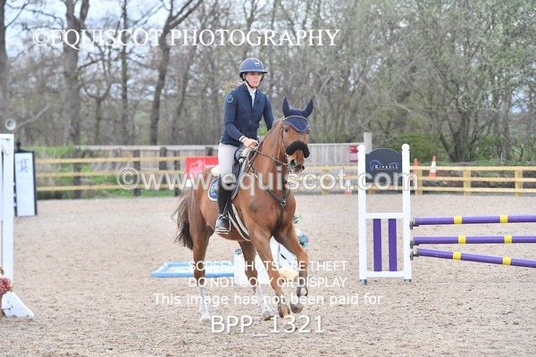 BPP_1321 - CLASS 15 SAT Senior BritiNovice/ 90cm Open