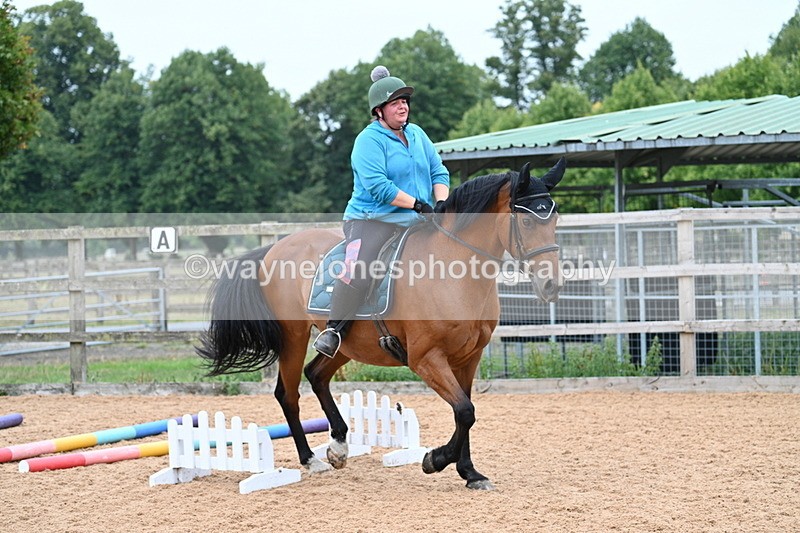 WJ7_8592 - Poles 11:00am