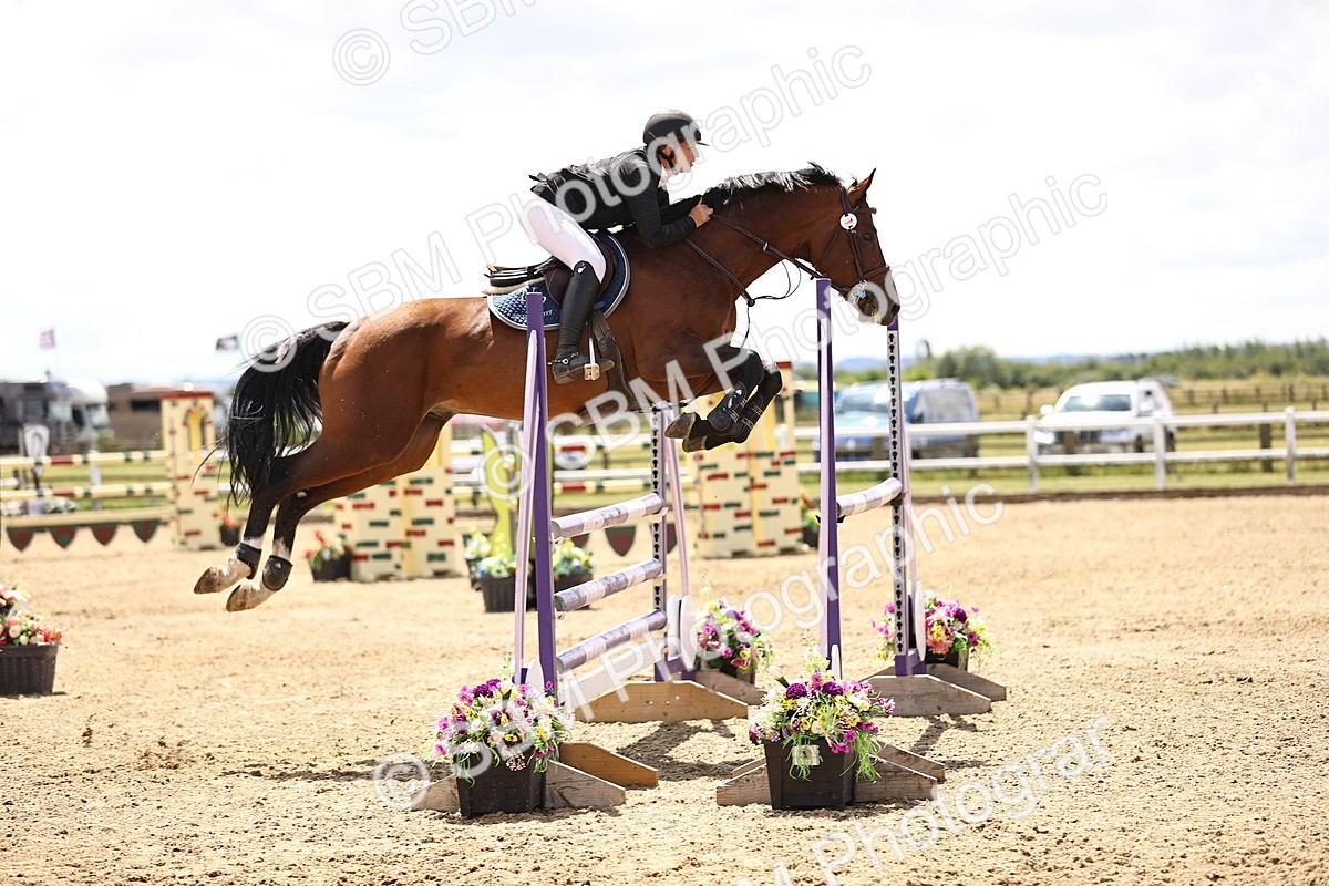 SBM_003612 - Class 22 - Senior Foxhunter 1.20m