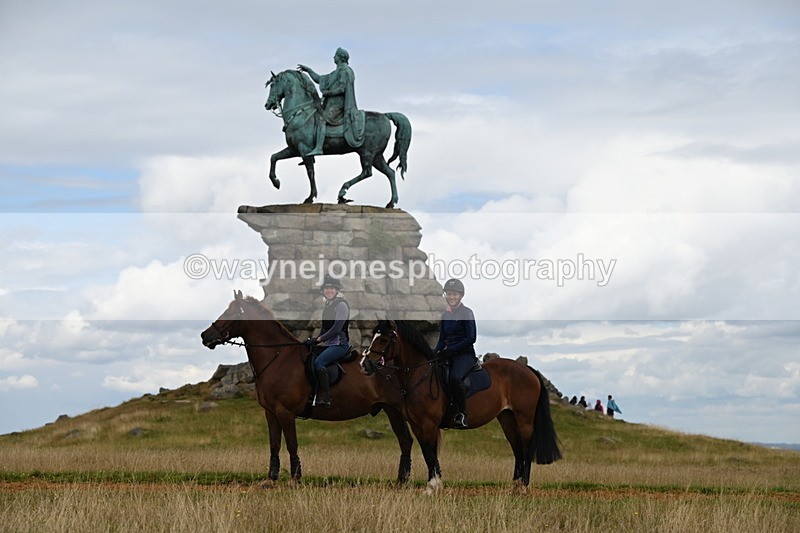 DSC_9254 - Time at Statue 14:33 to 15:10