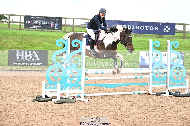 240908A-125854-03844 - Cls 15 U21 Intro 90cm-1.00m  Team Comp