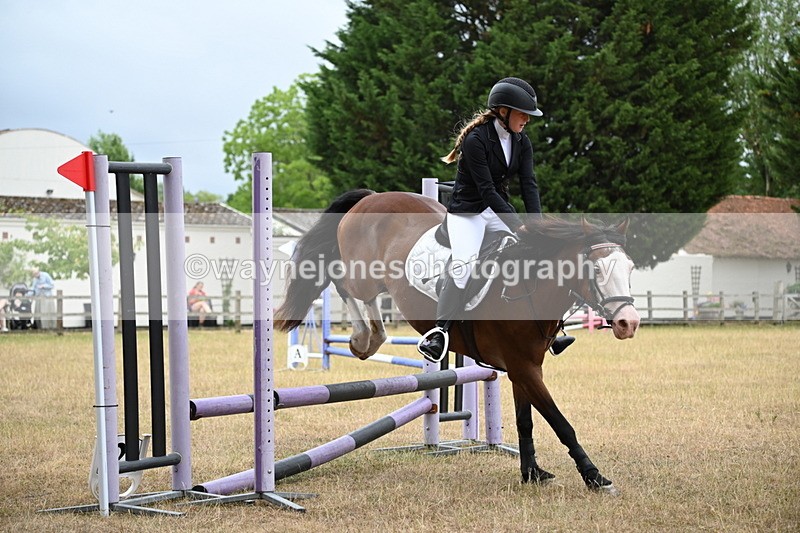 WJ6_0230 - Class 13 Novice Jumping 60cm
