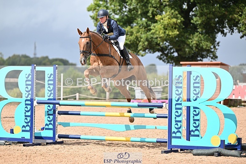 250831-122802-08267 - M-609-Jess.Telford