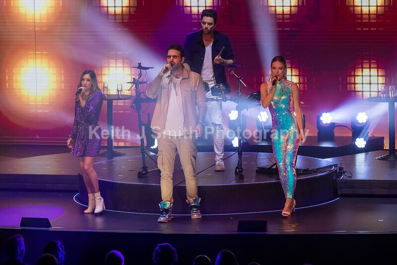  - Entertainers