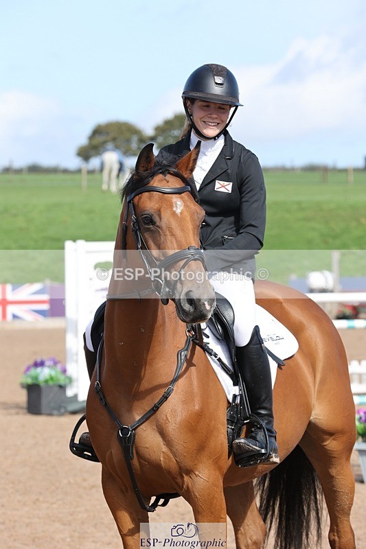 250911-145416-02560 - Cls 5 Chard Snr 90cm Speed Derby