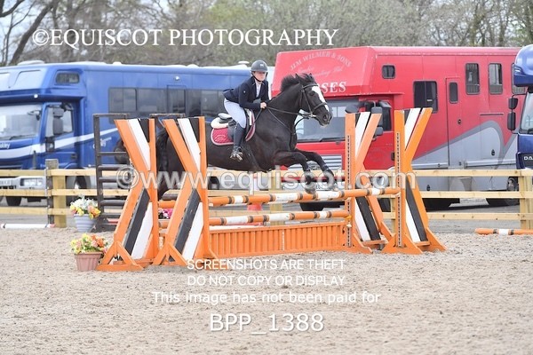 BPP_1388 - CLASS 15 SAT Senior BritiNovice/ 90cm Open