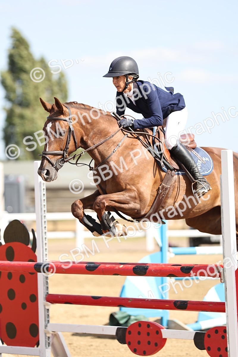 SBM_005159 - Class 6 = Senior Newcomers - 1.10m Open