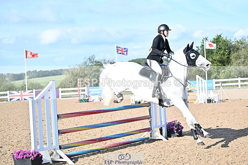 241004A-104143-01302 - Fri 07 Snr Brit Nov & 90cm Open