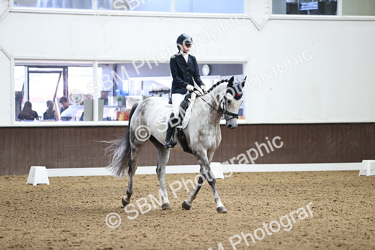 SBM_000975 - Novice 4 Warm Up