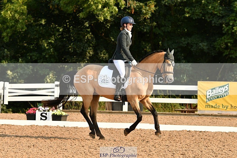 250817-090940-06789 - 065-Nicky.TurriffMyshall.Robby