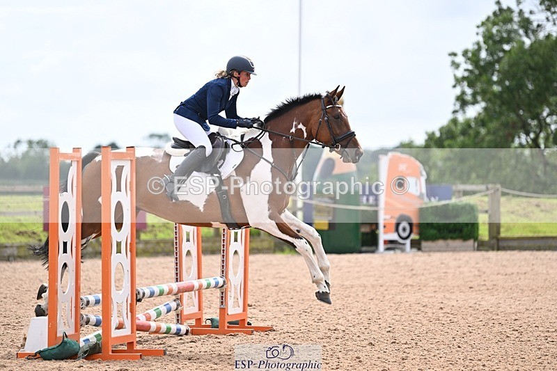 240813-154509-00080 - Clear round & 60cm