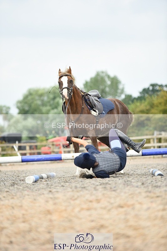 230817-112048-01935 - Kay's 2nd Group - Arena