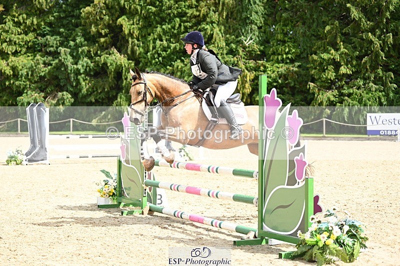 230826-131101-19166 - Round 2 Start - 13.40 coursewalk