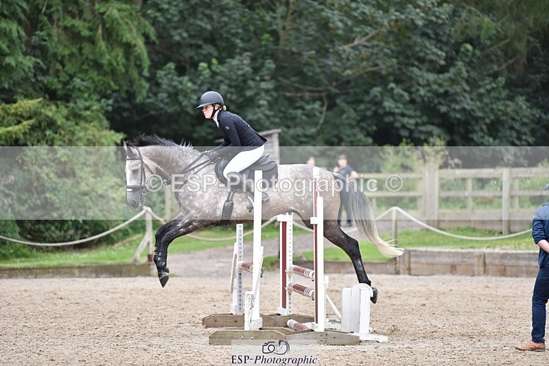 240802-104730-00952 - 80cm Round 1