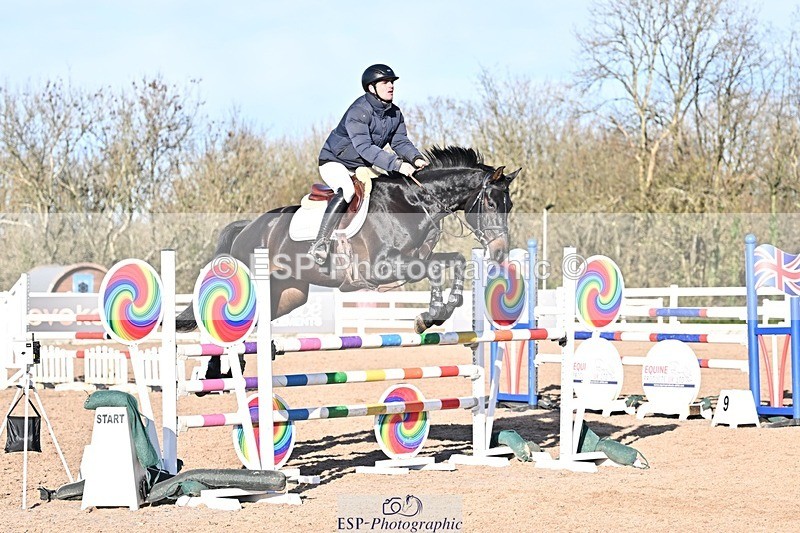 251119-124713-00388 - Cls 4 Newcomers and 1.10m Open