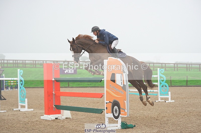 231017A-115216-06802 - Cls 26 Chard Equ Grand Prix