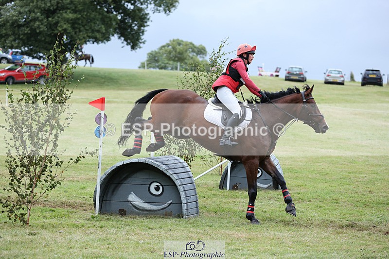 240825X-180152-38470 - 80cm XC 17.30 to End