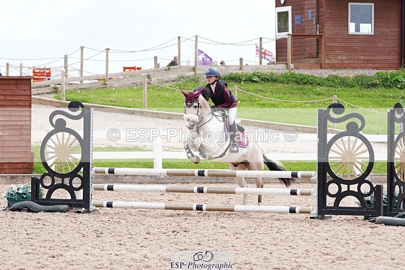 250505-130000-04450 - Cls 20+21 Club and Schools 70cm