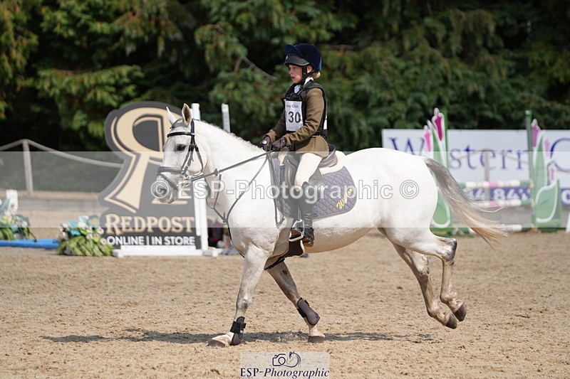 250824A-142443-38332 - 2130-Holly.Haworth-Twilight.Dancer