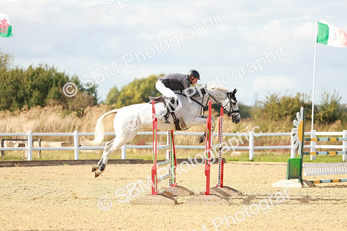 SBM_002042 - Class 5 - Senior Foxhunter - 1.20m