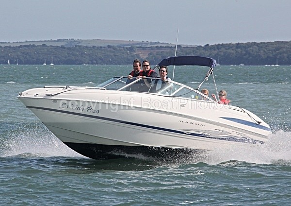 090814 LA VIDA PASA IMG_7853 - Speedboats