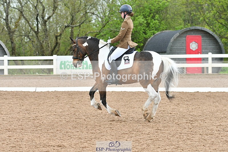 230511A-133211-00784 - BD Cls 10 Medium 61