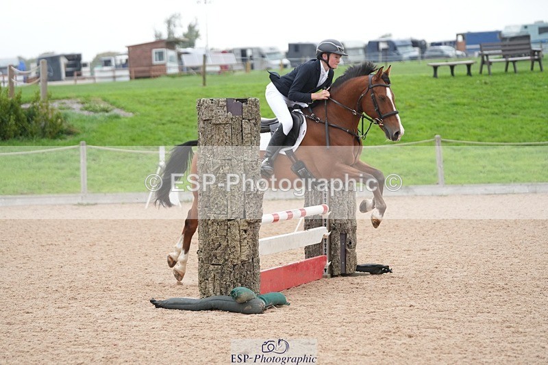 250920-103228-00641 - Cls 5 Pony British Novice and 80cm