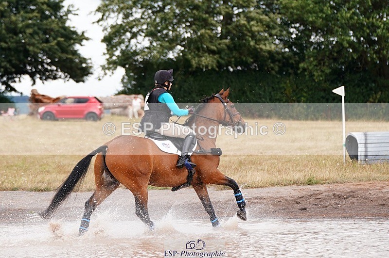 250803A-155556-16742 - O-687-Christina.Wiederkehr-KILLINAS.OISIN