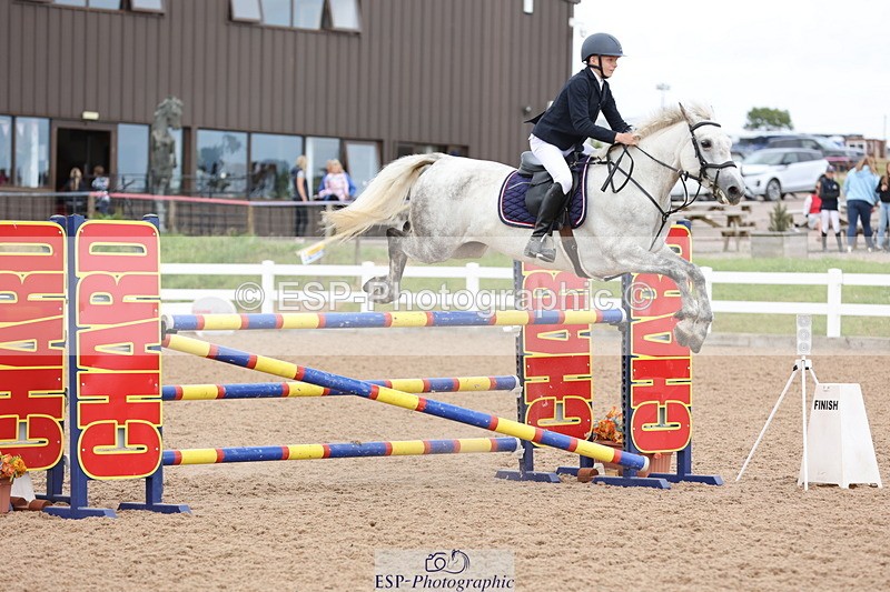 240630A-164552-15344 - Cls 33 Foxhunter and 1.10m Open