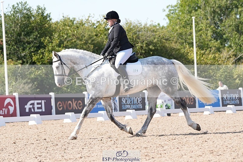 250817-160142-11639 - 174-Rebecca.VerityFlynn