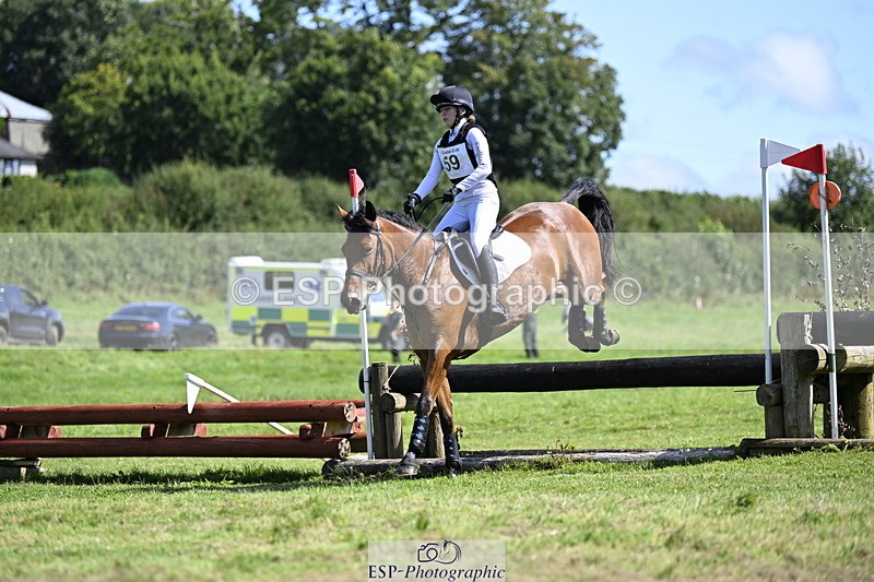 240811A-110546-01331 - 059