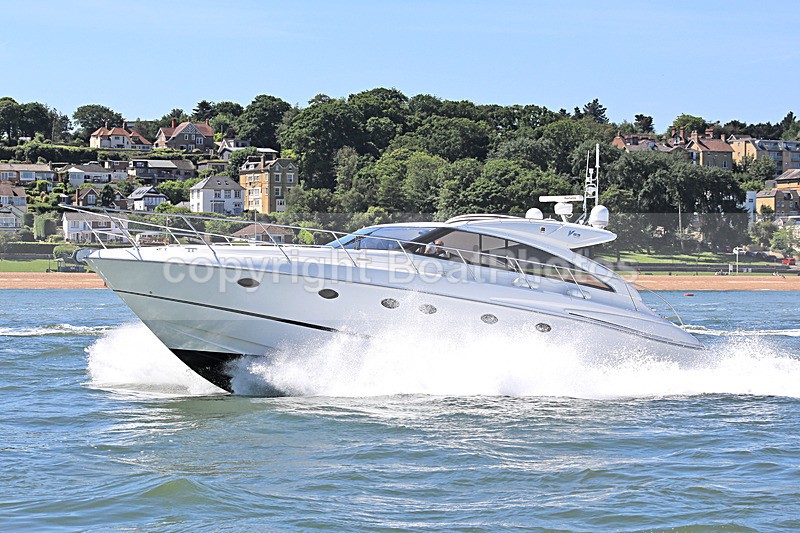 180603 BOOMERANG - PRINCESS V53 1Y3A4206 - Motorboats - Hardtop