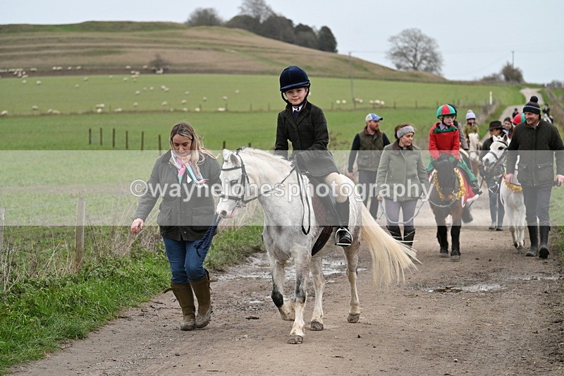 WJ7_1353 - Walk Home