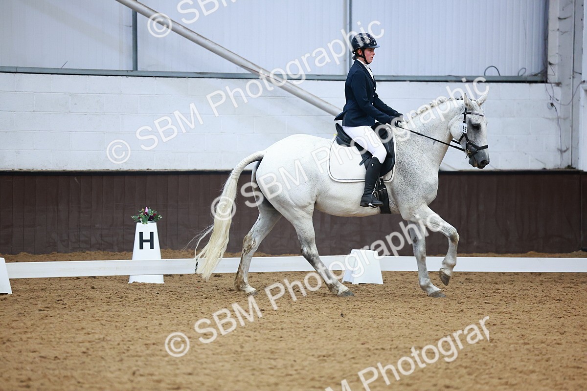 0B8A9137 - Class 6 - Novice 3