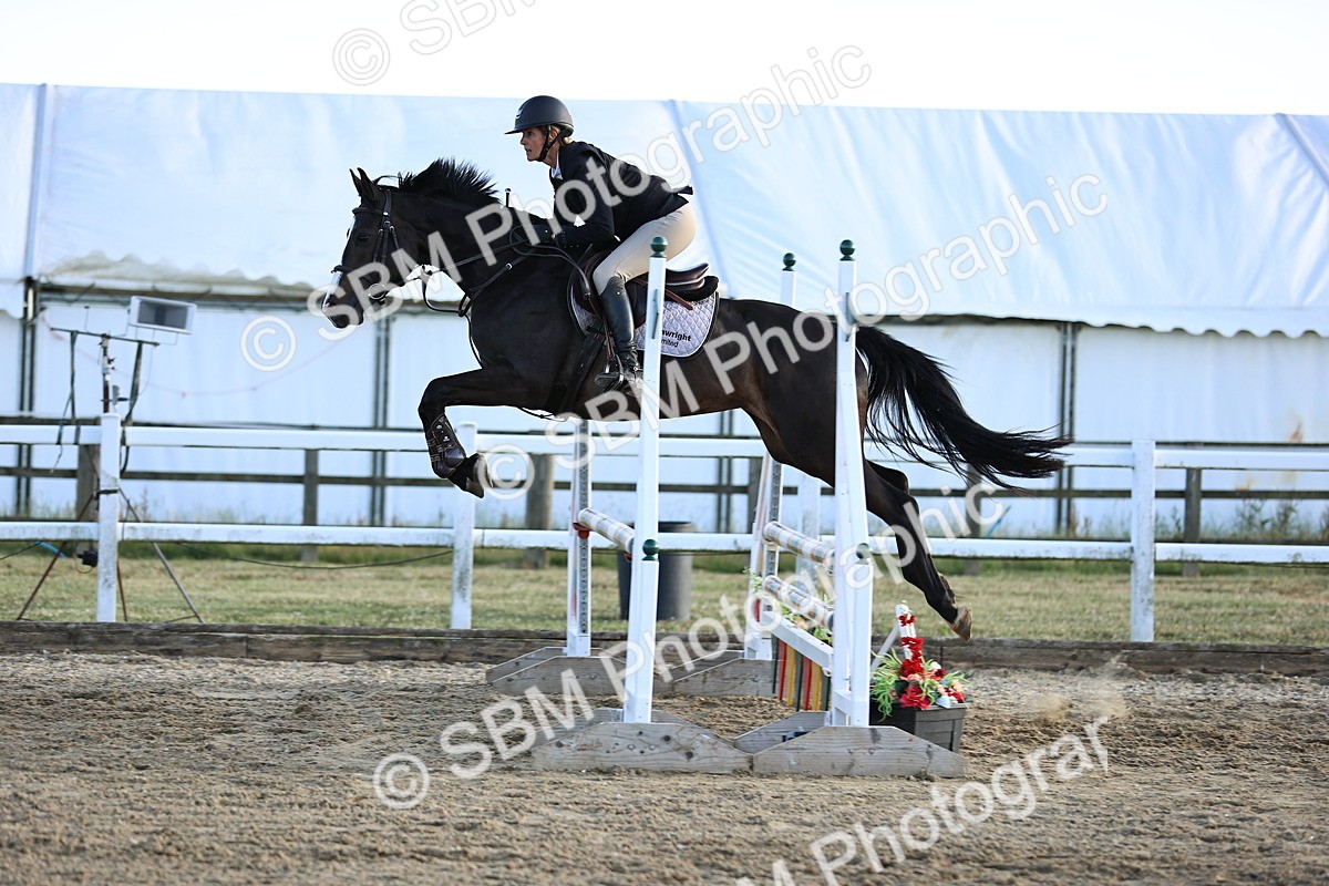 SBM_012611 - Class 12 - Senior British Novice - 90cm Open