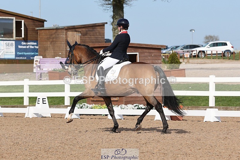 250404-163105-07532 - 115-Isla.Sully-Vagabond.De.Massa