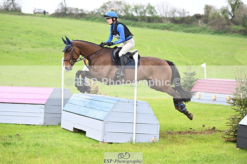 250419-113056-09254 - 409-Charlotte.Bradbury-KENSINGTON.EMPIRE