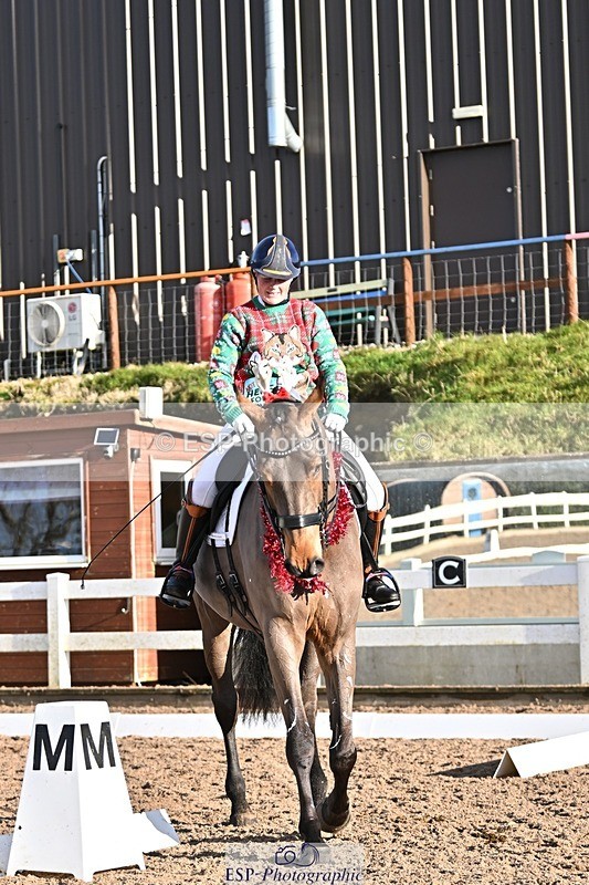 241214-124539-01706 - 106-Tyler.Bradshaw-Mexx