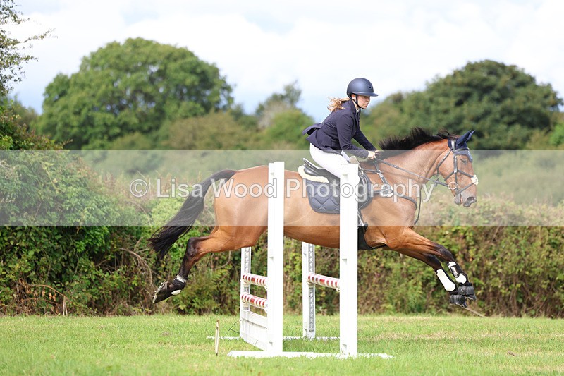 3E7A5742 - Class 2: 70cm Juniors and Seniors