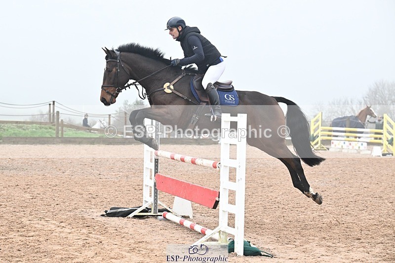 251115-124429-00731 - Cls 28+29 Club and Schools 1m