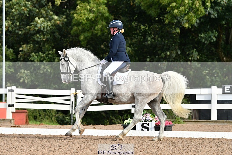 250906-092205-00328 - 091-Jenny.FolmanPluto.Barbana