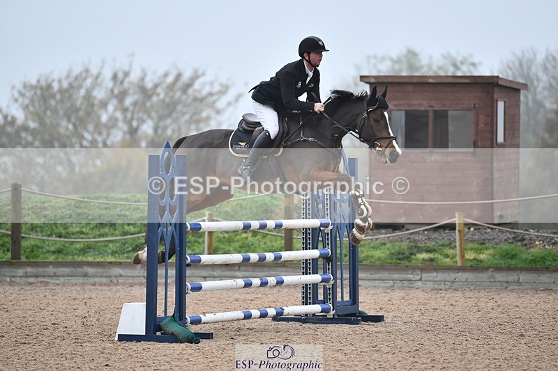 241102A-142435-05762 - SAT Cls 11 Snr 1.05m