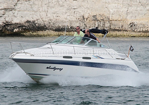 110829 SCALLYWAG IMG_3419 - Motorboats - Open
