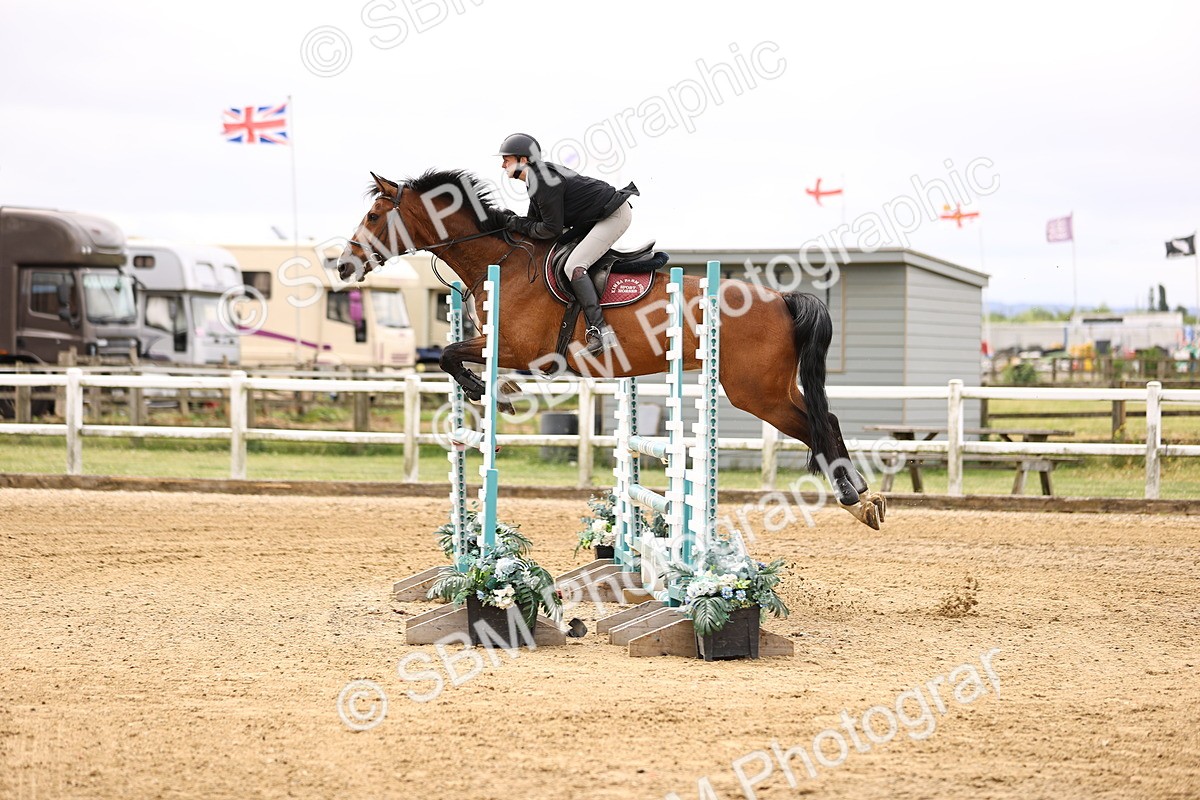 SBM_003021 - Class 21 - Senior Newcomers - 1.10m