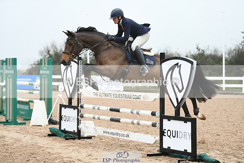 241103A-112713-07799 - SUN Cls 21 Snr Newcomers and 1.10m Open