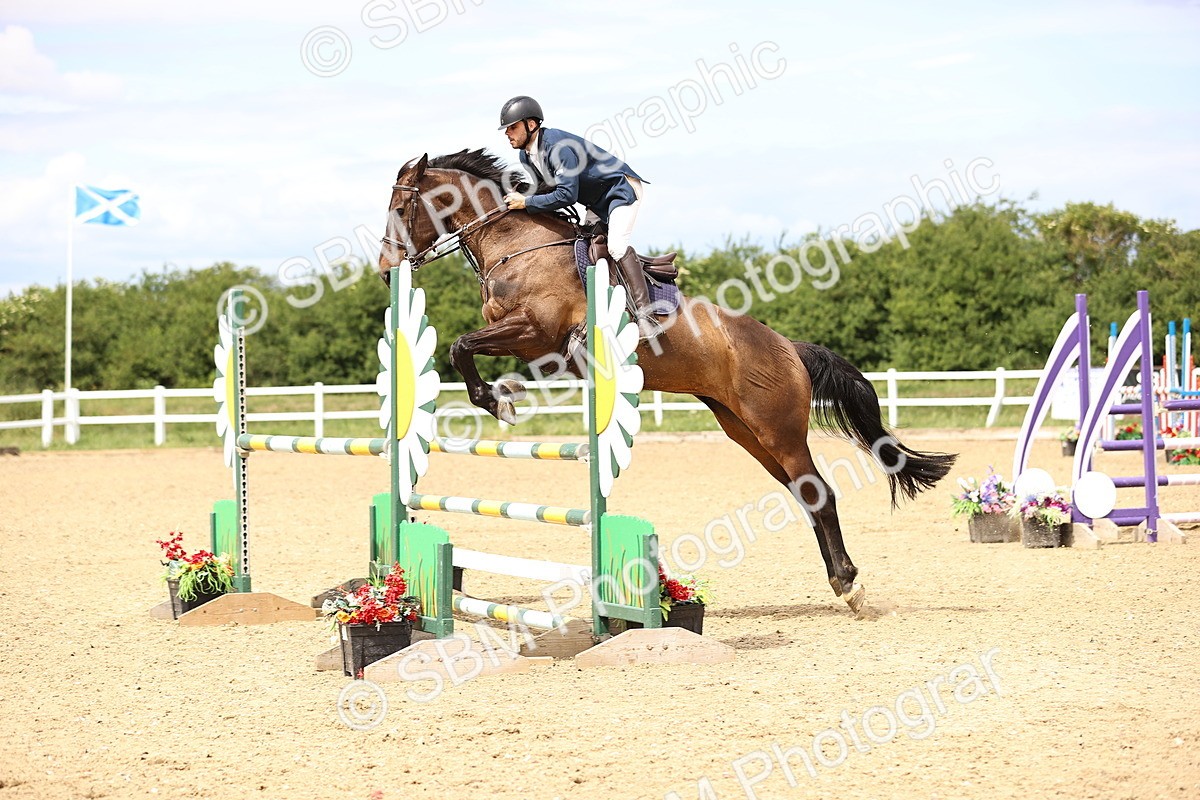 SBM_007853 - Class 19 - Senior Newcomers - 1.10m